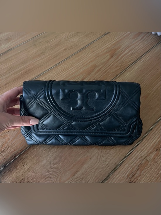 Tory Burch Handbags - Tory Burch Quilted Leather Clutch - Black